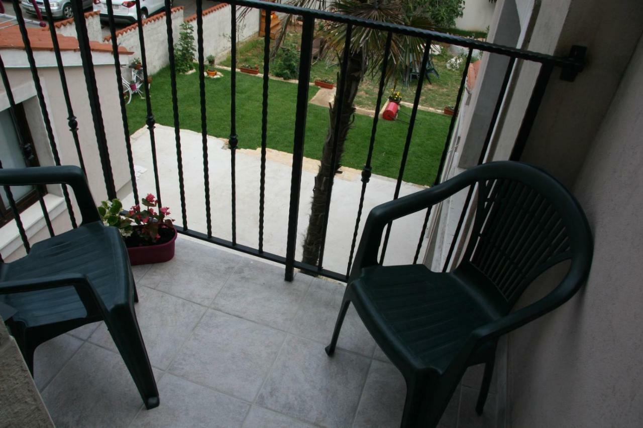 Apartments Sena Pula Extérieur photo