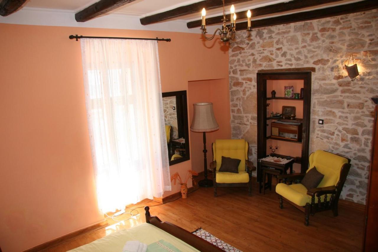 Apartments Sena Pula Extérieur photo